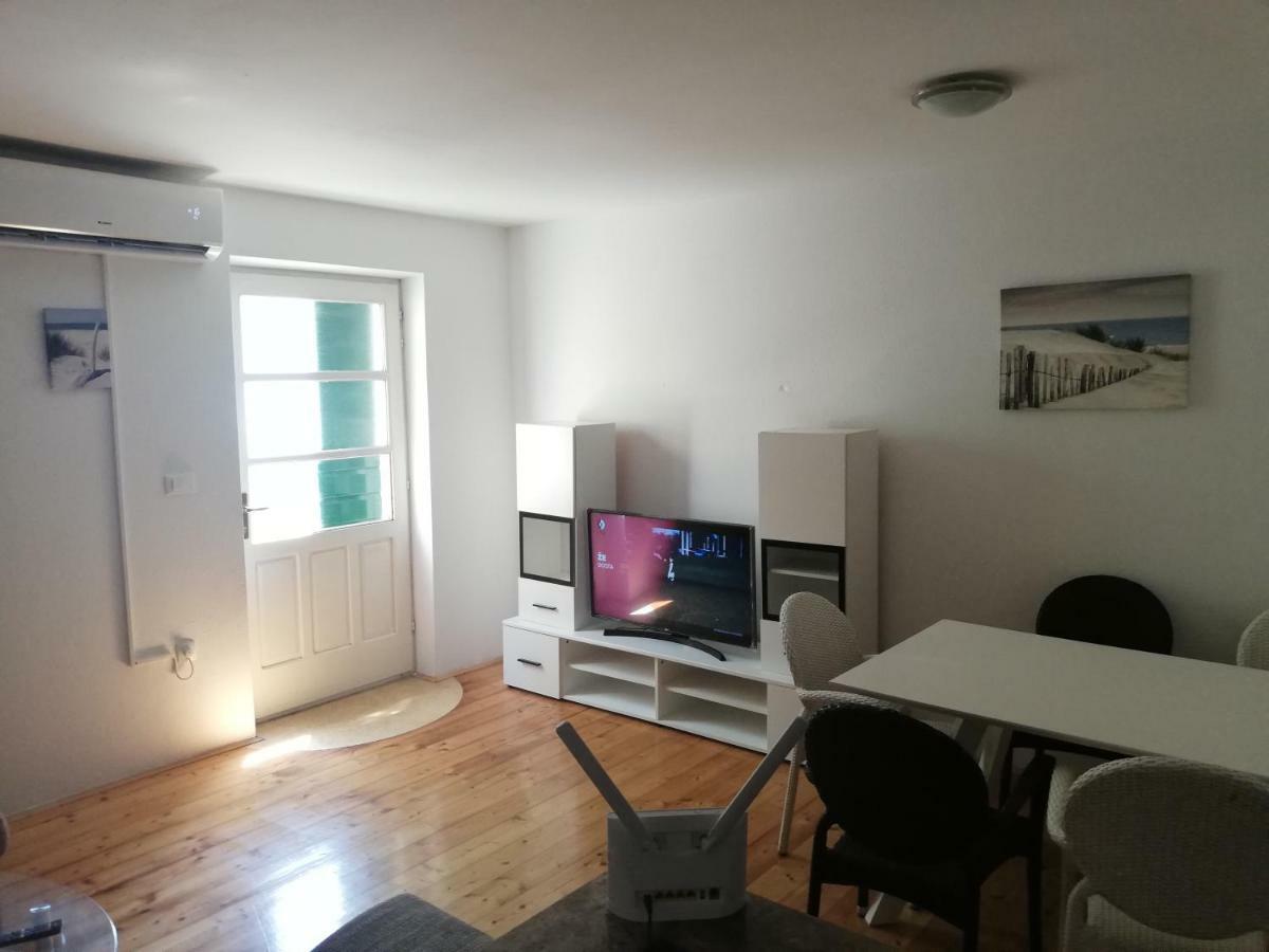 Apartman Marina Krvavica Bagian luar foto